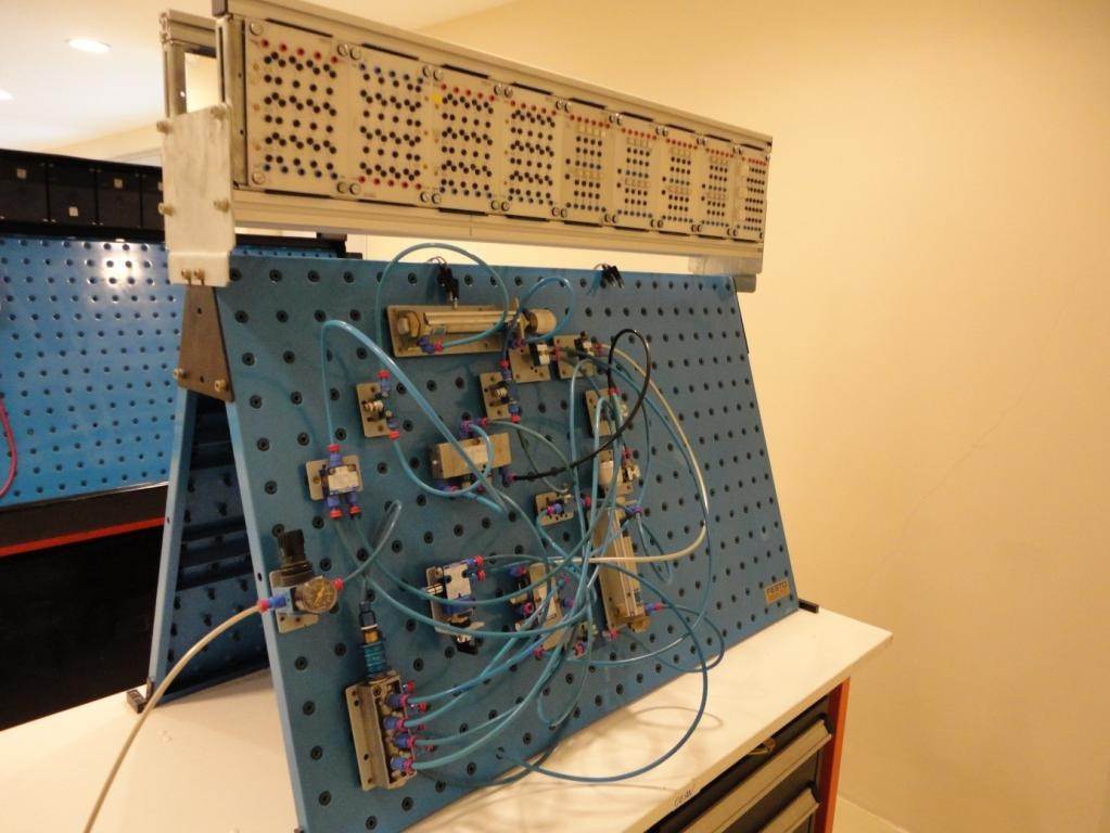 Hydraulic-Pneumatic test set